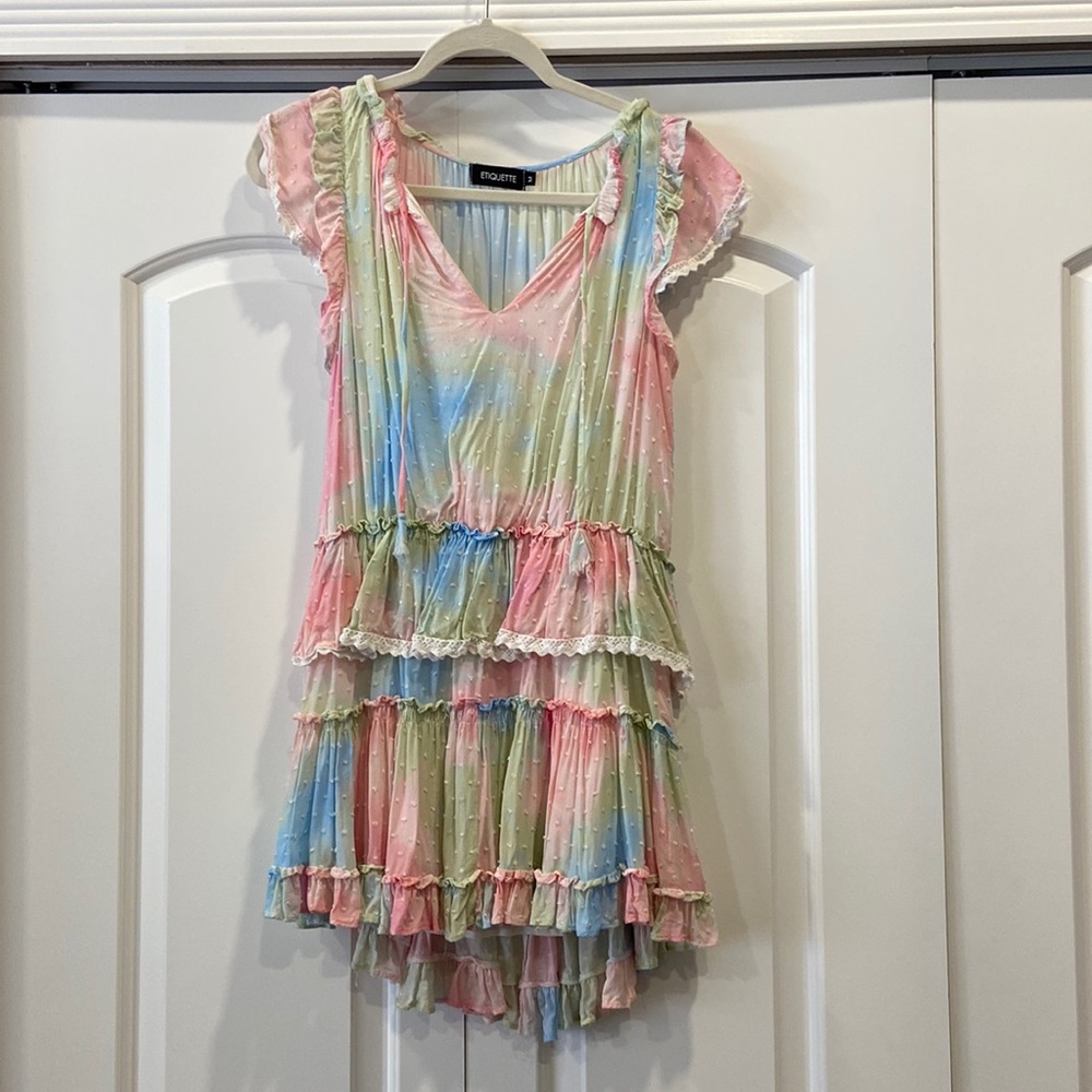 Etiquette dress